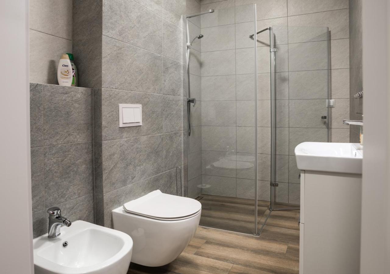 Aston -Domek Przy Lesie, Przestronny, Apartamenty Карпач Екстериор снимка